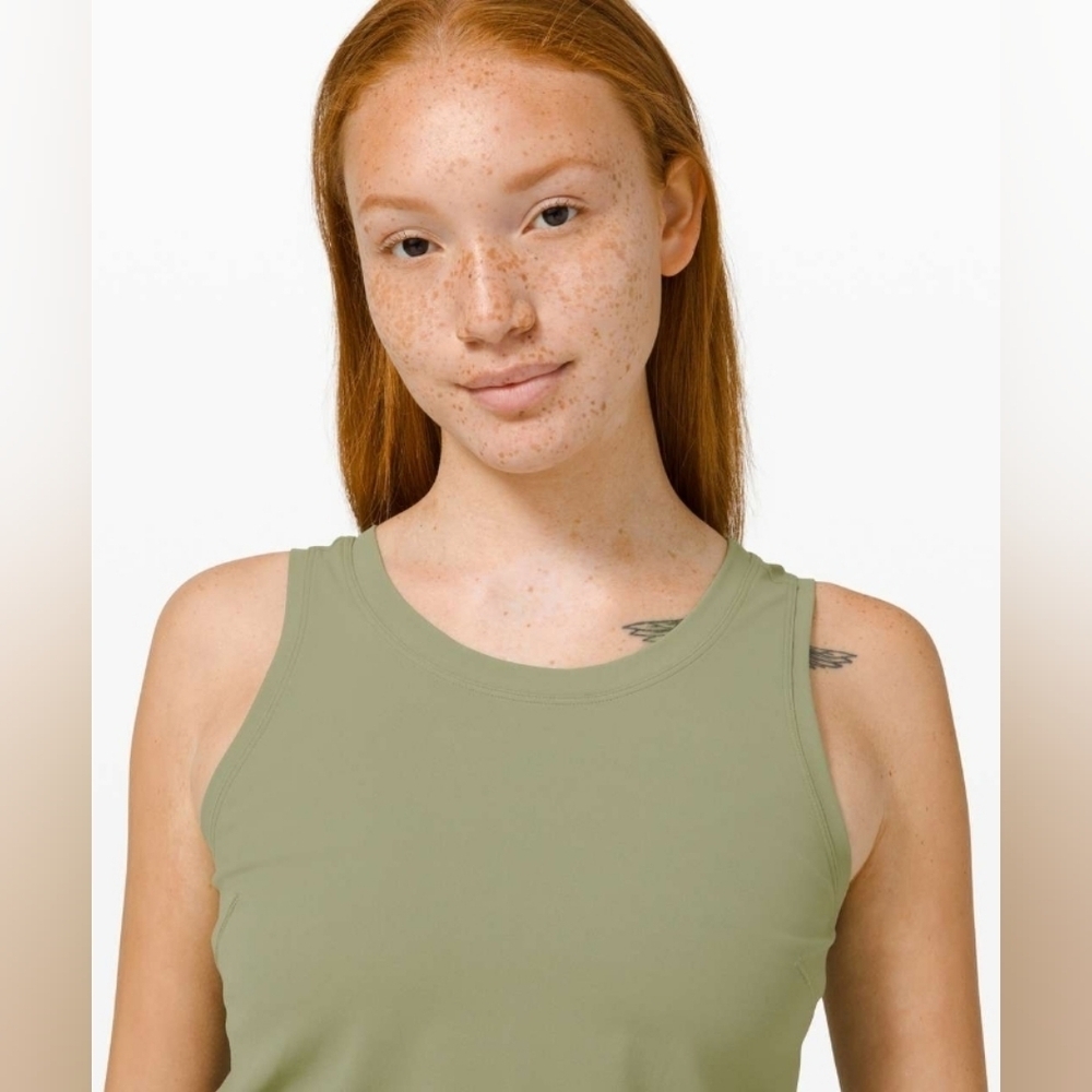 Lululemon Nulu Fold Classic Fit Yoga Tank Top Rosemary Green Size 6